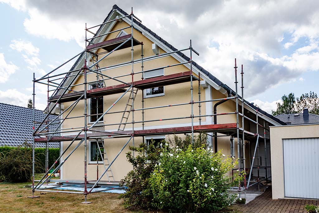 How to use scaffolding to make home improvement projects easier