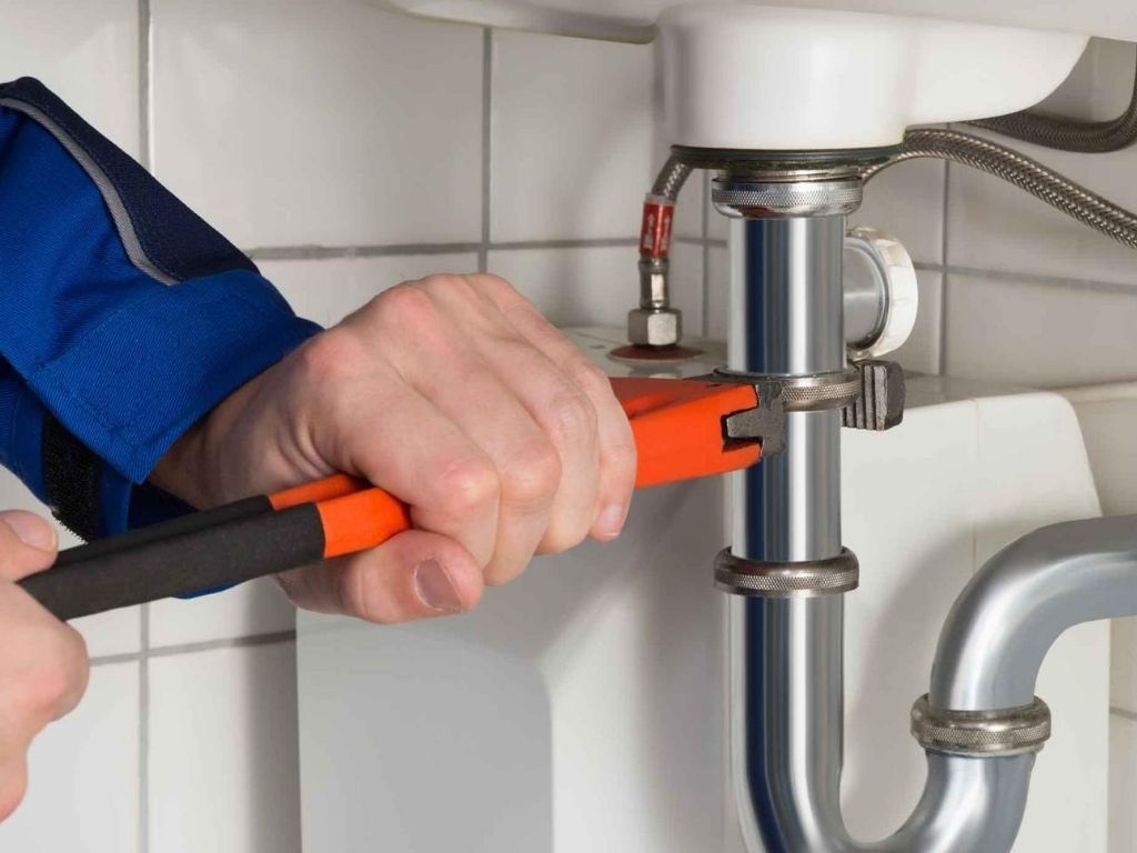 What Is an Emergency Plumber?