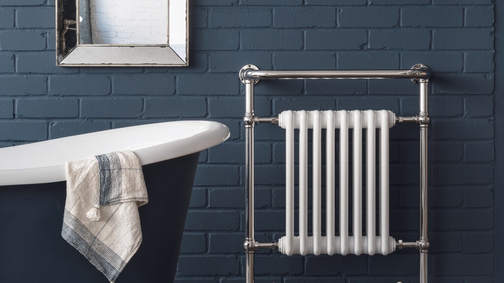How To Select The Best Towel Rail Towel Rail For Your Bathroom 