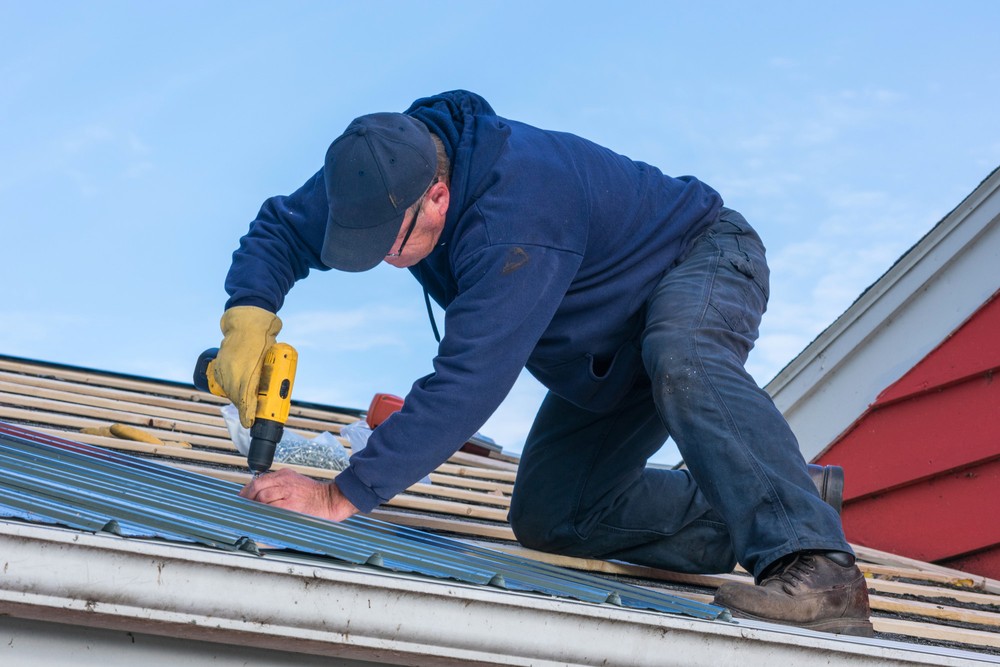 Important things to know before choosing roof repair contractors