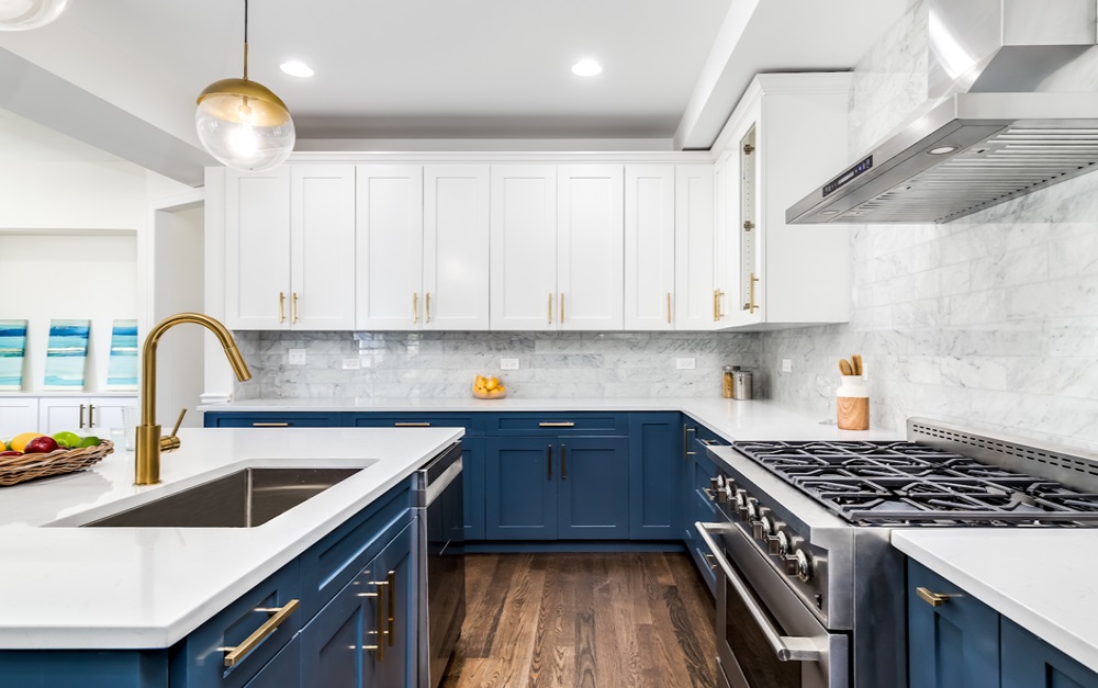 Navy Blue Kitchen Cabinets Brings Blue Wave Into Kitchen Style