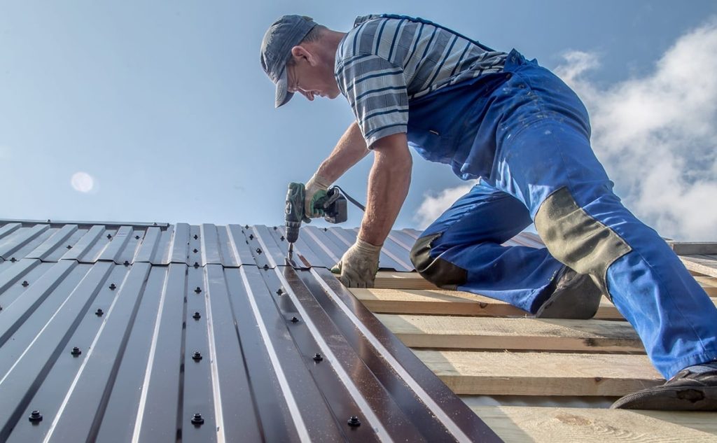 Protect Your Wisconsin Home: Signs You Need a Professional Roofer