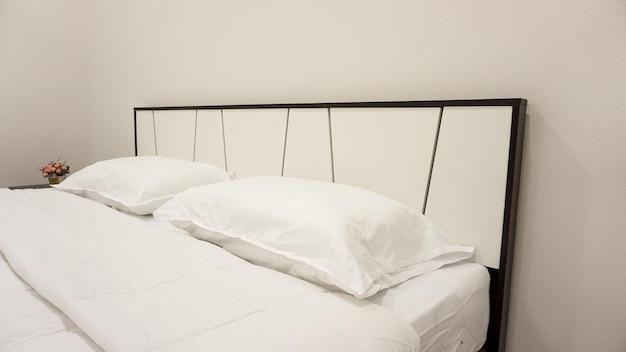 Basic Tips to Choose Your Best Bed Frames