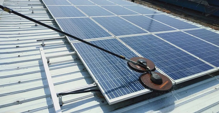 How to Clean Solar Panels Without Damaging Them