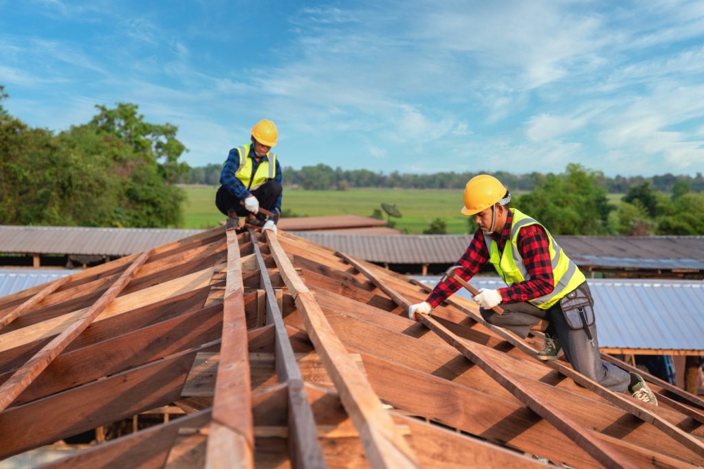 Top Roof Issues in Lafayette, IN, and What a Roofing Contractor Can Do