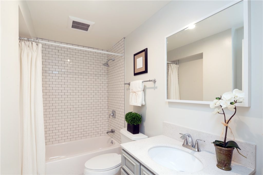 Elite Bathroom Remodeling The Woodlands’ Expert Tips and Services