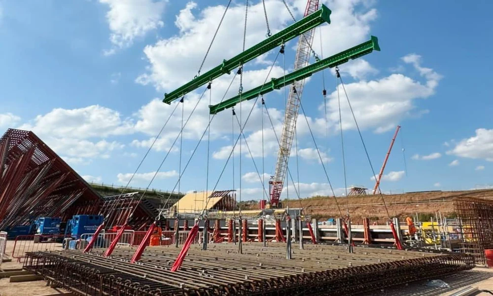 WHAT TO KNOW ABOUT MULTIPLE LIFTING POINT REQUIREMENTS